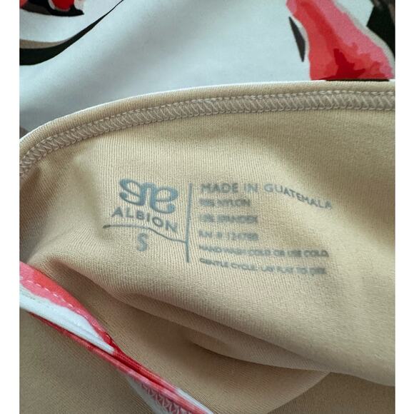 Albion Fit The Wave, La Fleur One-Piece Swimsuit Size Small - Picture 5 of 6